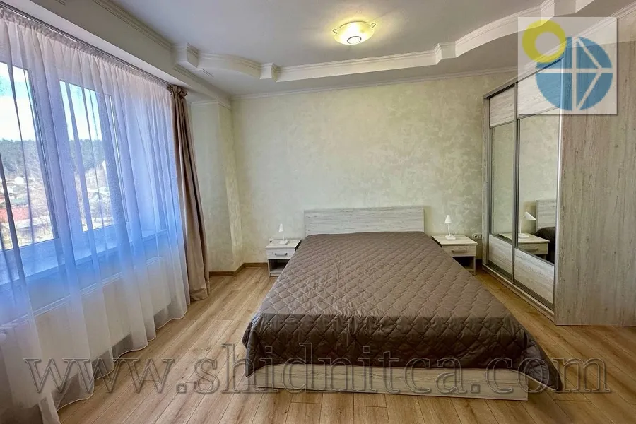 Відпочинкова вілла Під Замком