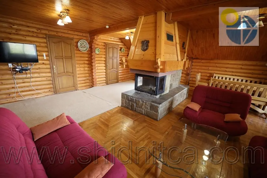 Сходница Коттедж Смерекова хата 