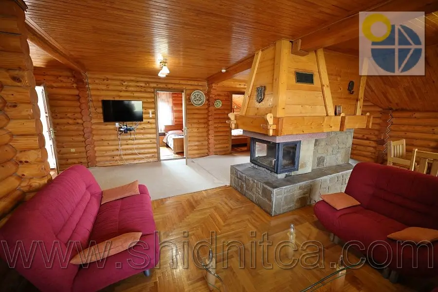 Сходница Коттедж Смерекова хата 