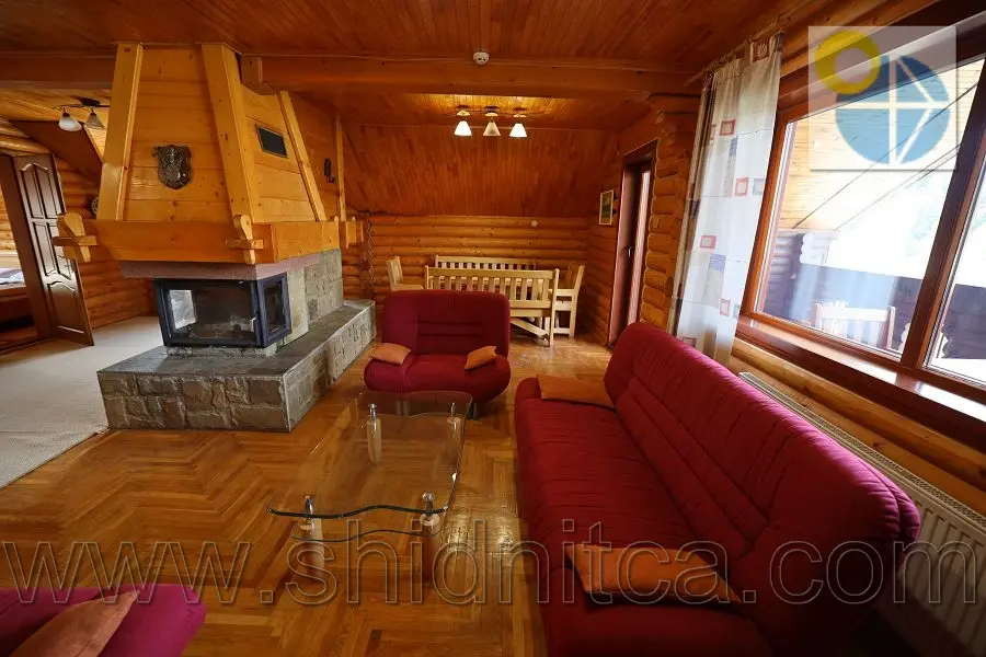 Сходница Коттедж Смерекова хата 