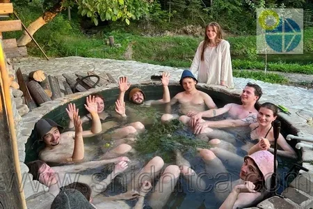 Східниця Чани на озері