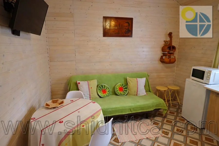 Новий Кропивник.Котеджі Біля лісу