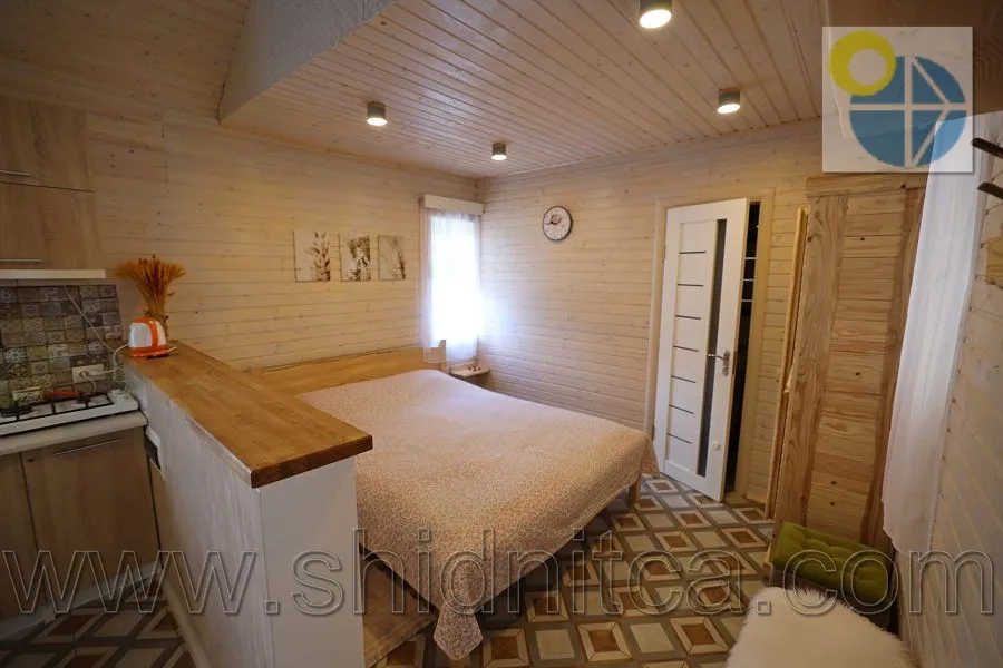 Новий Кропивник.Котеджі Біля лісу