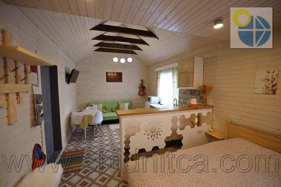 Новий Кропивник.Котеджі Біля лісу