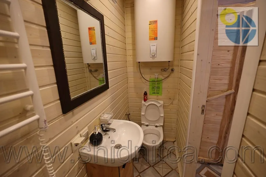 Новий Кропивник.Котеджі Біля лісу