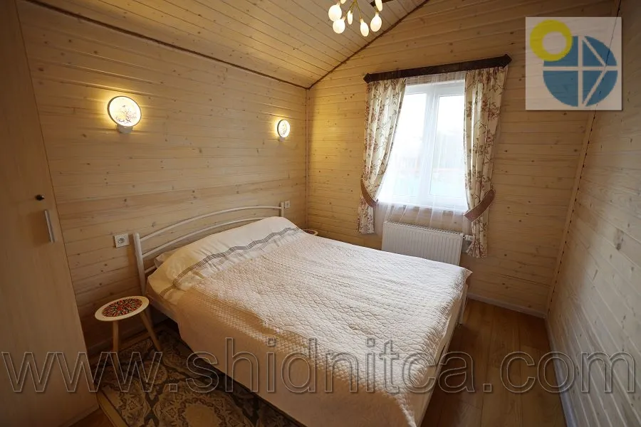 Новий Кропивник.Котеджі Біля лісу