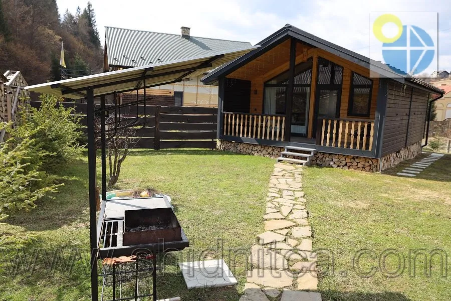 Новий Кропивник Котеджі Біля лісу.