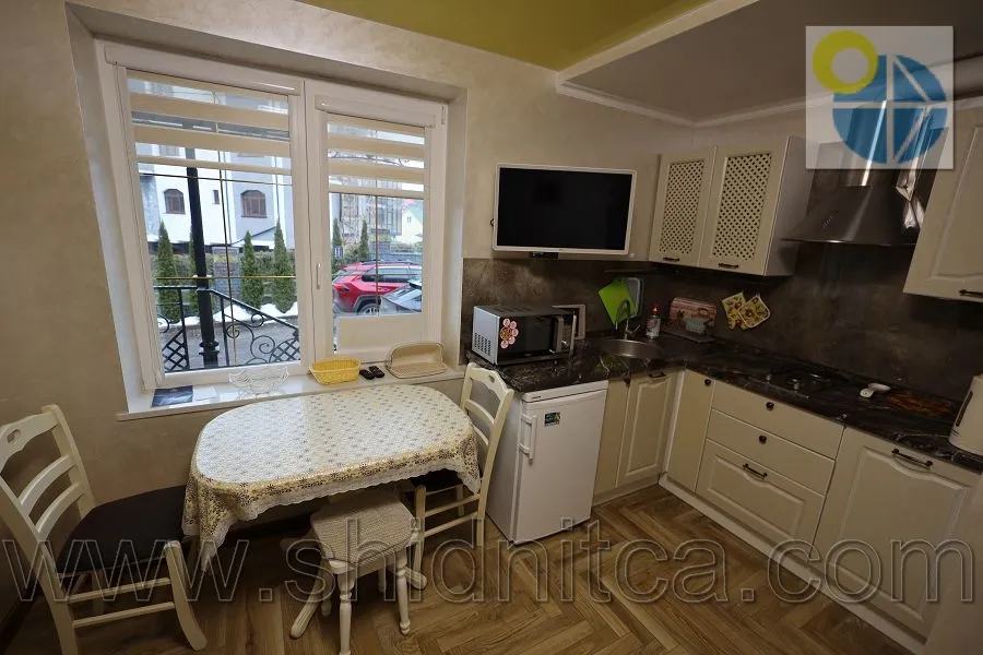 Сходница.Частная усадьба Карамель