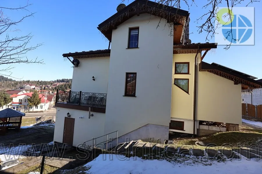 Сходница Частная усадьба Карамель.