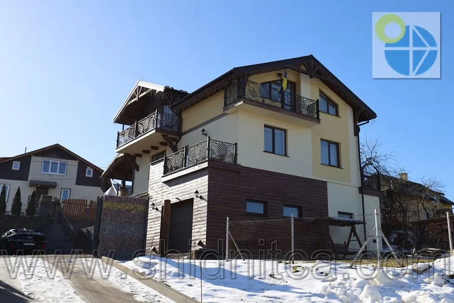 Сходница Частная усадьба Карамель.