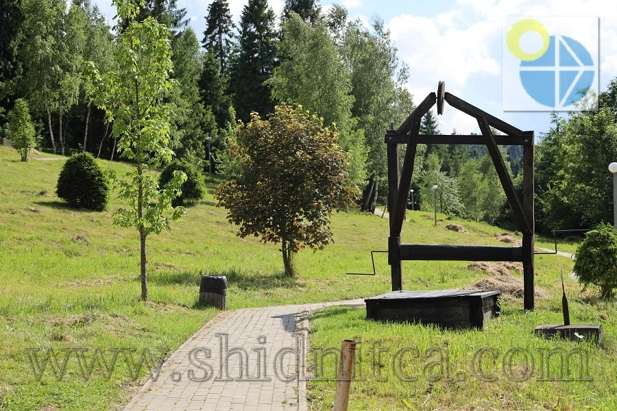 Східниця Парк Пантелеймона Цілителя